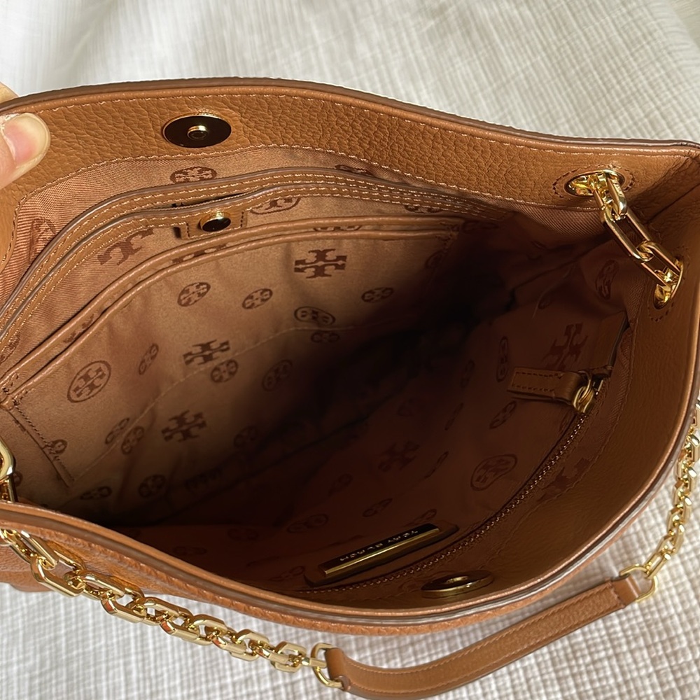 Tory Burch Brown Leather Bag with Gold Chain - Picture 7 of 10